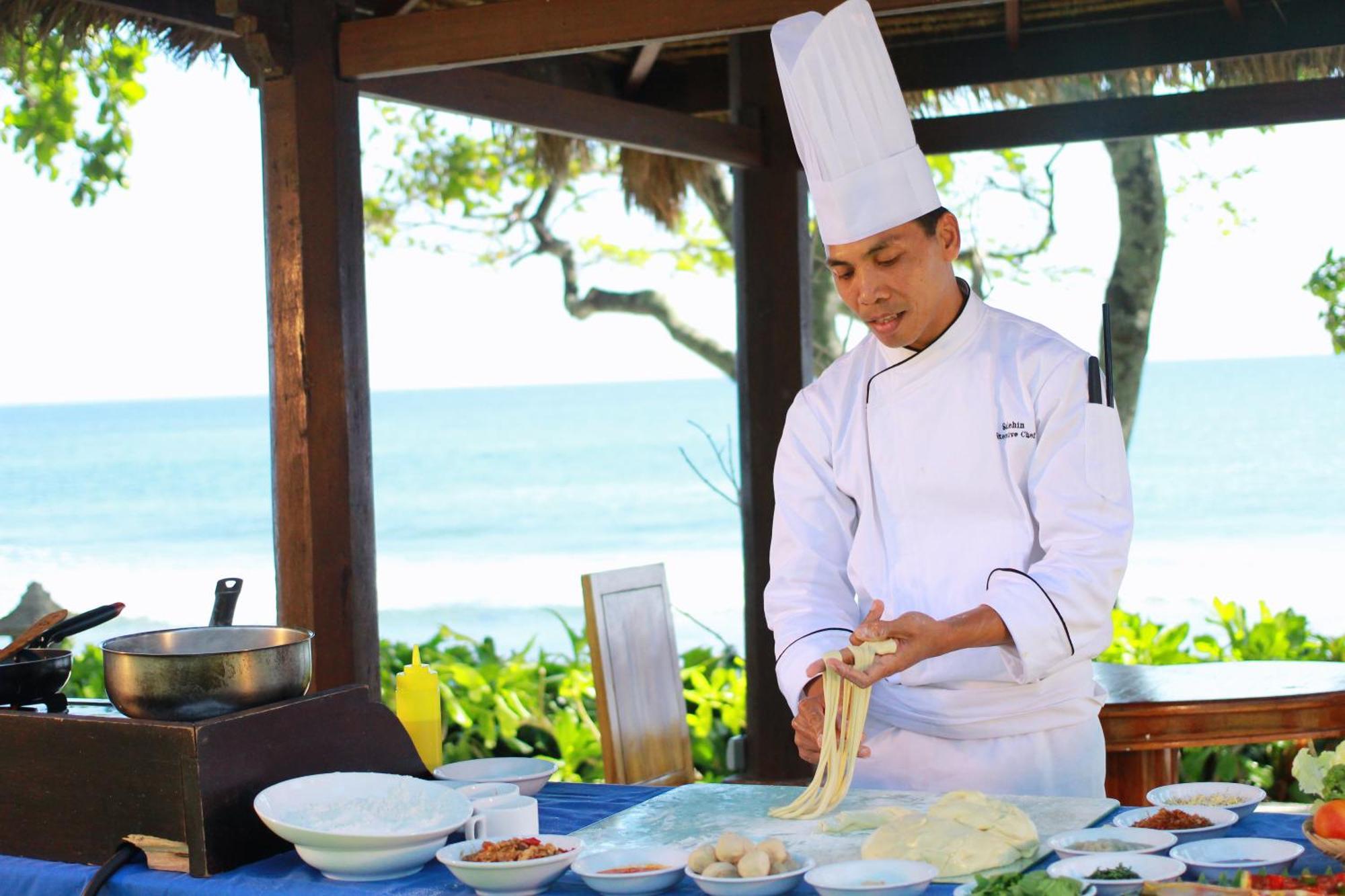 Mangsit Suites By Holiday Resort Lombok Екстер'єр фото