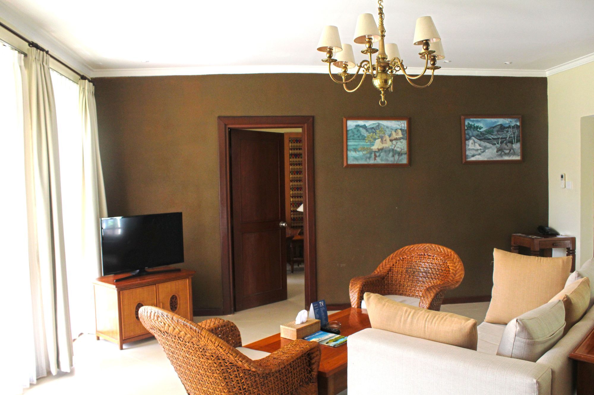 Mangsit Suites By Holiday Resort Lombok Екстер'єр фото
